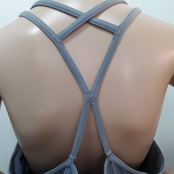 Athleta Tops - HP Athleta Gray Strappy Back Athletic Tank Shelf Bra